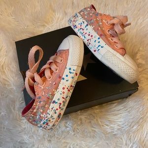 Little girl Converse